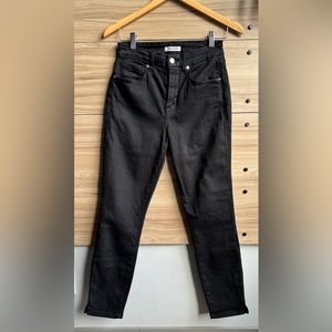 GOOD AMERICAN Good Waist Crop Jean in Black- Size 4 NWOT